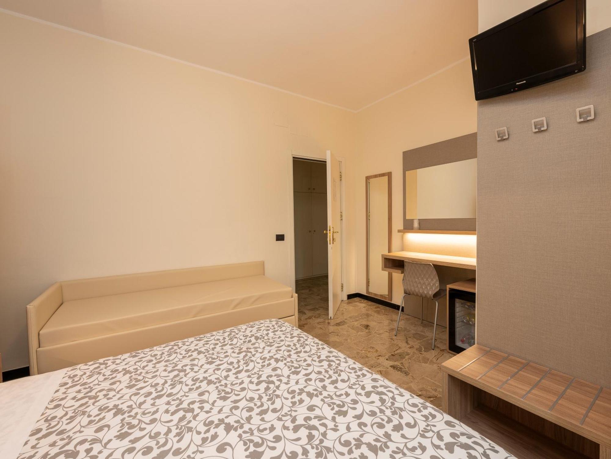 Hotel La Rotonda Cepagatti Екстериор снимка